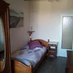 Manoir Le Cristal En Avril Et Mai , 2 Nuits Reservees , La 3 Eme Offerte Et -30 Pcent Sur Les Entrees Du Futuroscope Beaumont (Vienne)