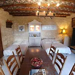 Bed & Breakfast Manoir Le Cristal En Avril Et Mai , 2 Nuits Reservees , La 3 Eme Offerte Et -30 Pcent Sur Les Entrees Du Futuroscope 4*