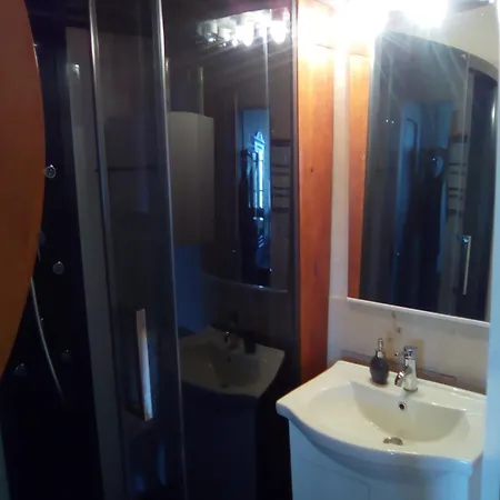 Bed & Breakfast Manoir Le Cristal - Jusqu'Au 3 Avril Futuroscope A 28 Euros - Pers