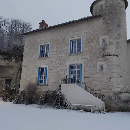 Bed & Breakfast Manoir Le Cristal En Avril Et Mai , 2 Nuits Reservees , La 3 Eme Offerte Et -30 Pcent Sur Les Entrees Du Futuroscope